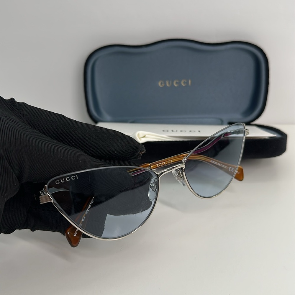 NEW Gucci GG1006S Cat Eye Sunglasses – Silver & Light Blue - Picture 10 of 11